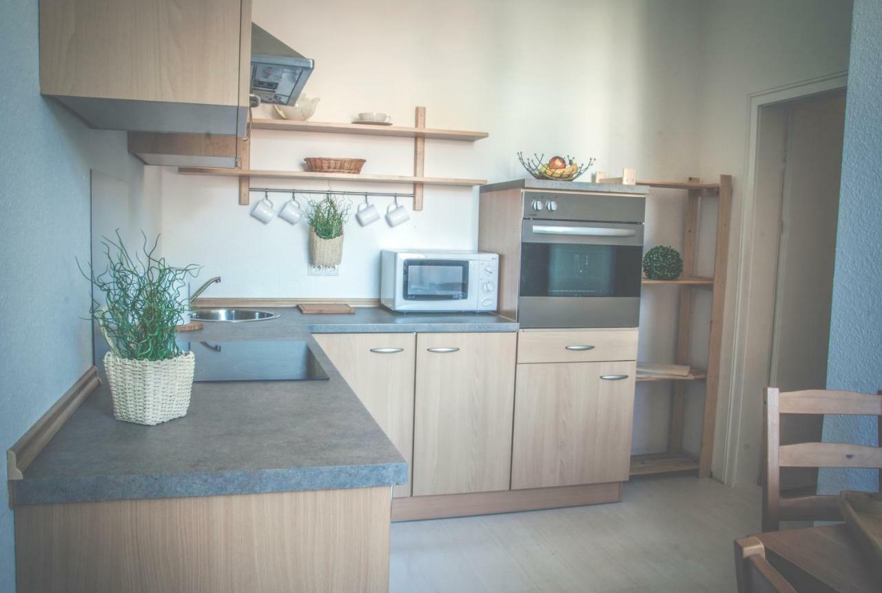 Ferienwohnung Erfurt -Fewo Eva ภายนอก รูปภาพ